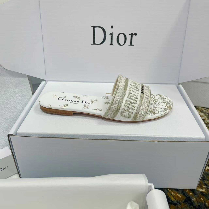 D*or dway embroidered cotton slides white