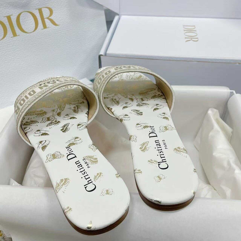 D*or dway embroidered cotton slides white