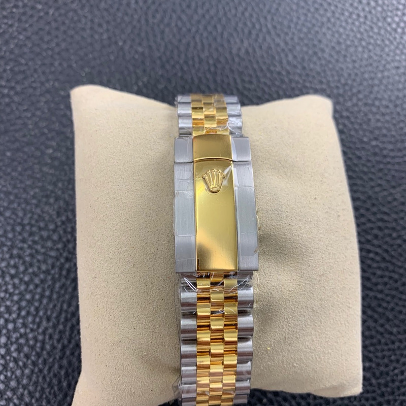 Rolex Datejust 41 Gold Watches