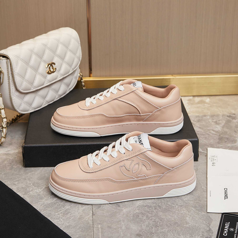 Ch*el sneaker calfskin in pink