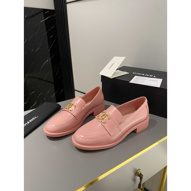 Ch*el moccasins calfskin & metal pink