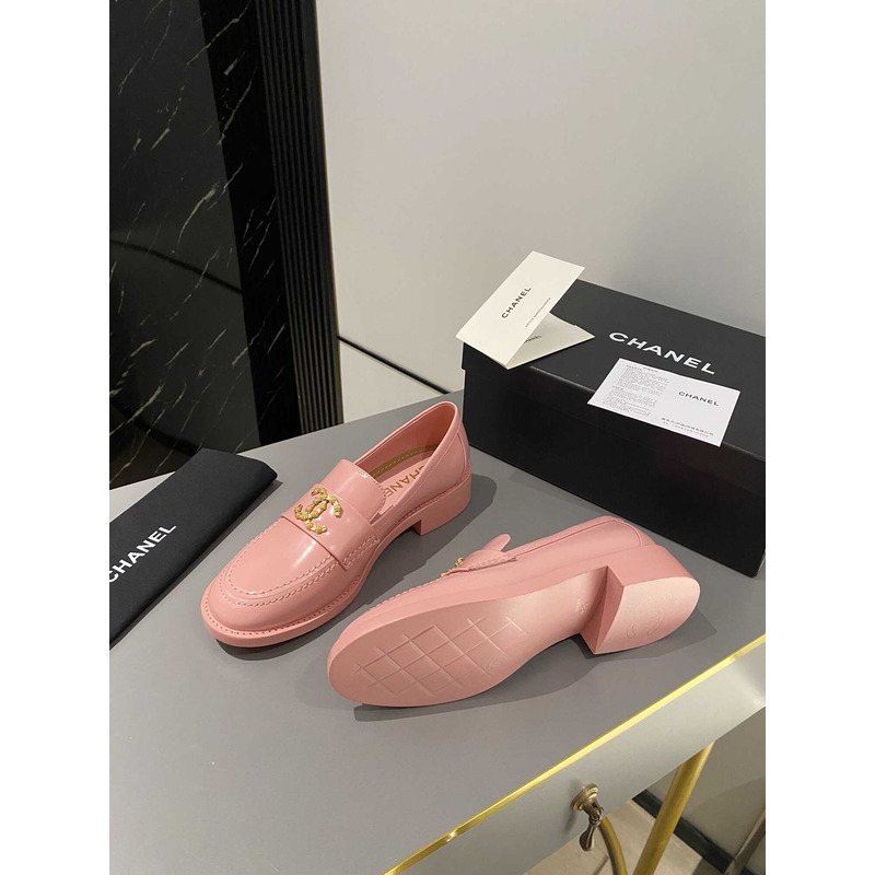 Ch*el moccasins calfskin & metal pink