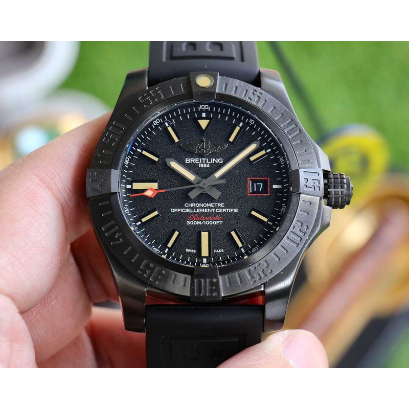 Breitling Avenger Blackbird 44 Black