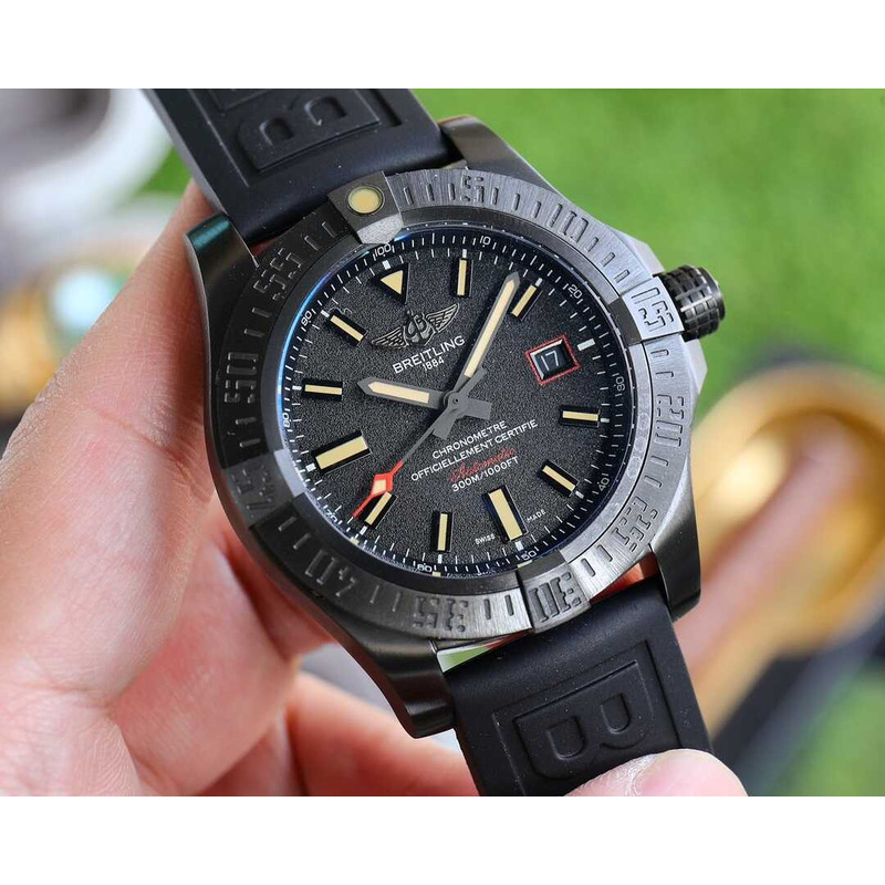 Breitling Avenger Blackbird 44 Black