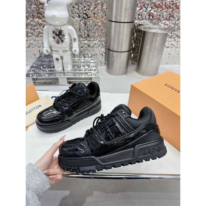 l**is V*t*n lv trainer maxi sneaker black