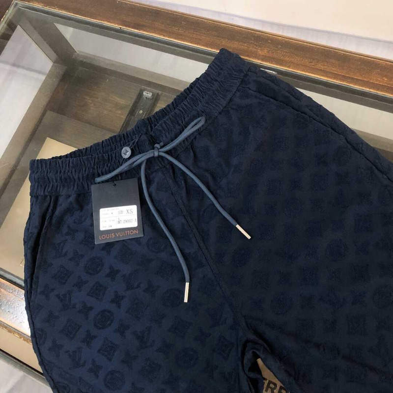 l**is V*t*n damier short dark blue