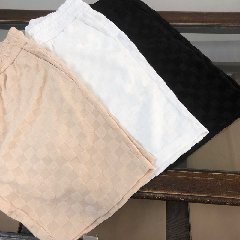 l**is V*t*n damier short white