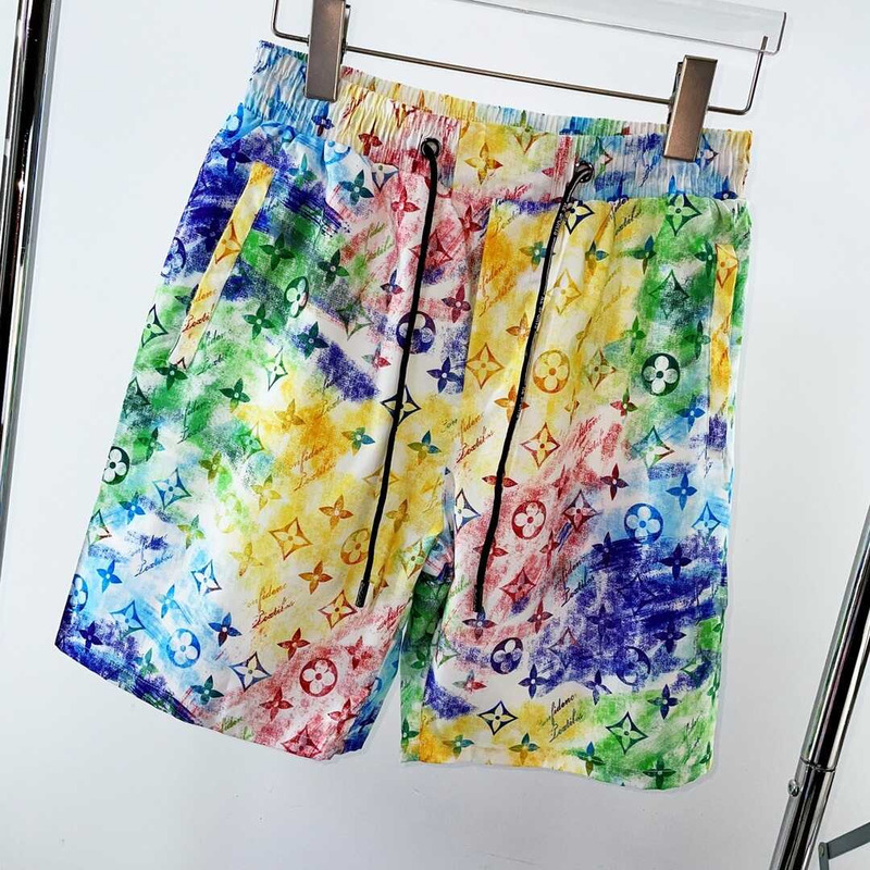 l**is V*t*n monogram shorts multicolor