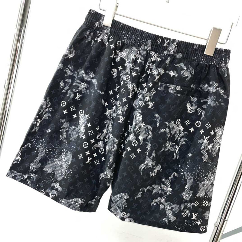 l**is V*t*n monogram shorts dark blue