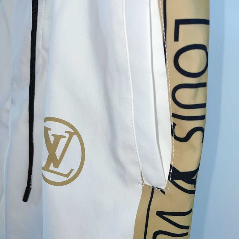 l**is V*t*n logo printed short white