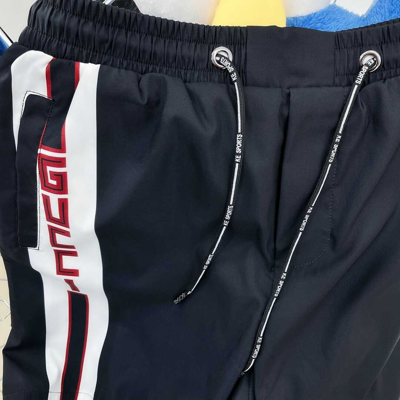 G*u*i technical shorts black