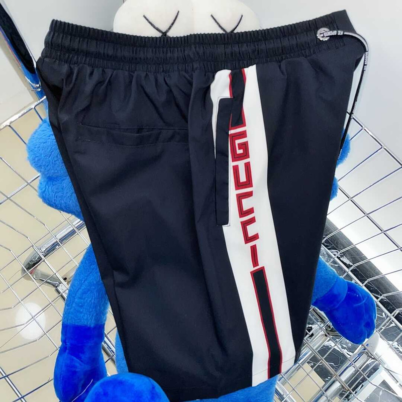 G*u*i technical shorts black