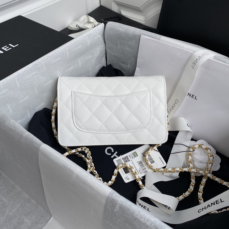 Ch*el classic woc leather white