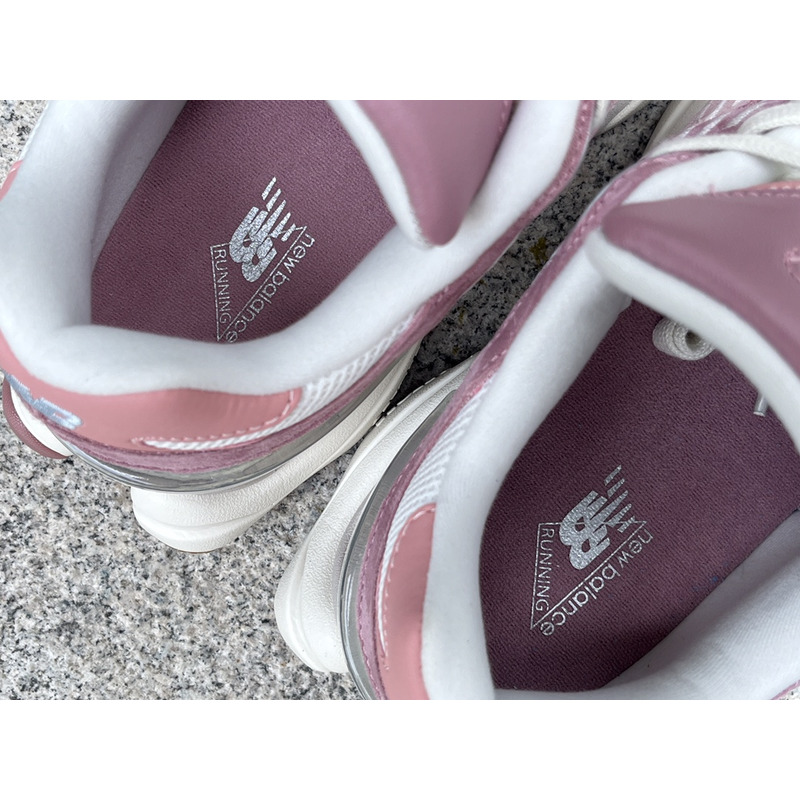 New Balance 9060 Rose Pink