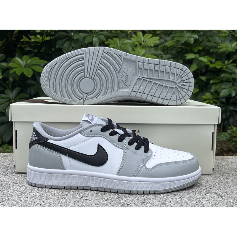 Air Jordan 1 Retro Low Golf Wolf Grey