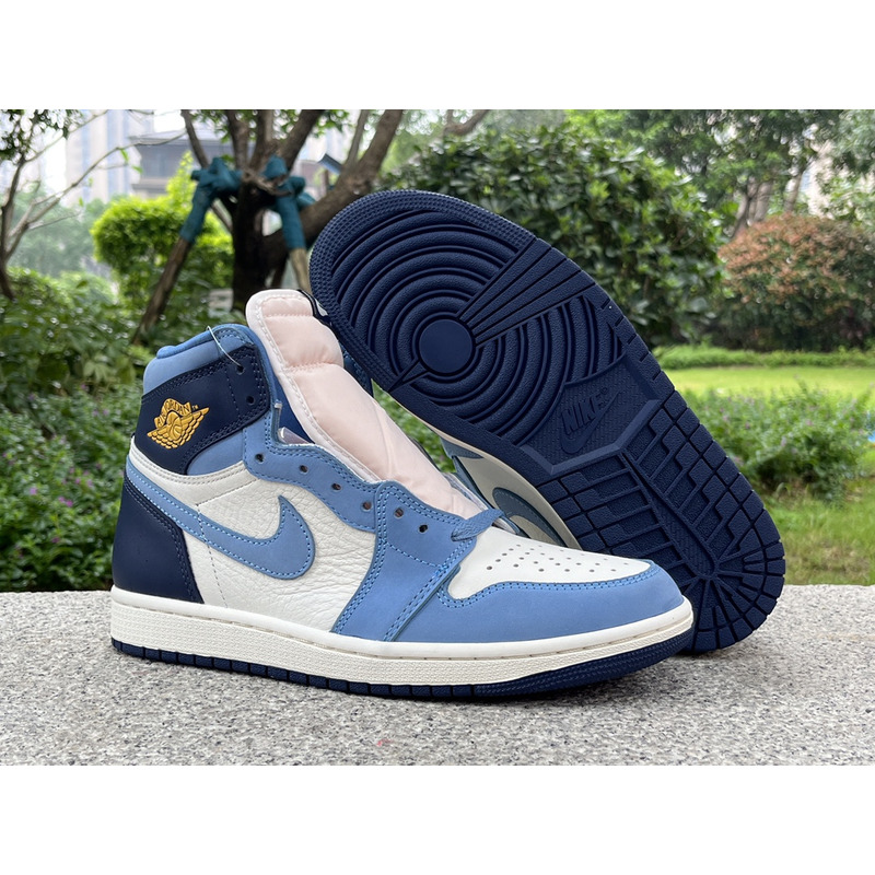 Air Jordan 1 High OG“First in Flight” Blue