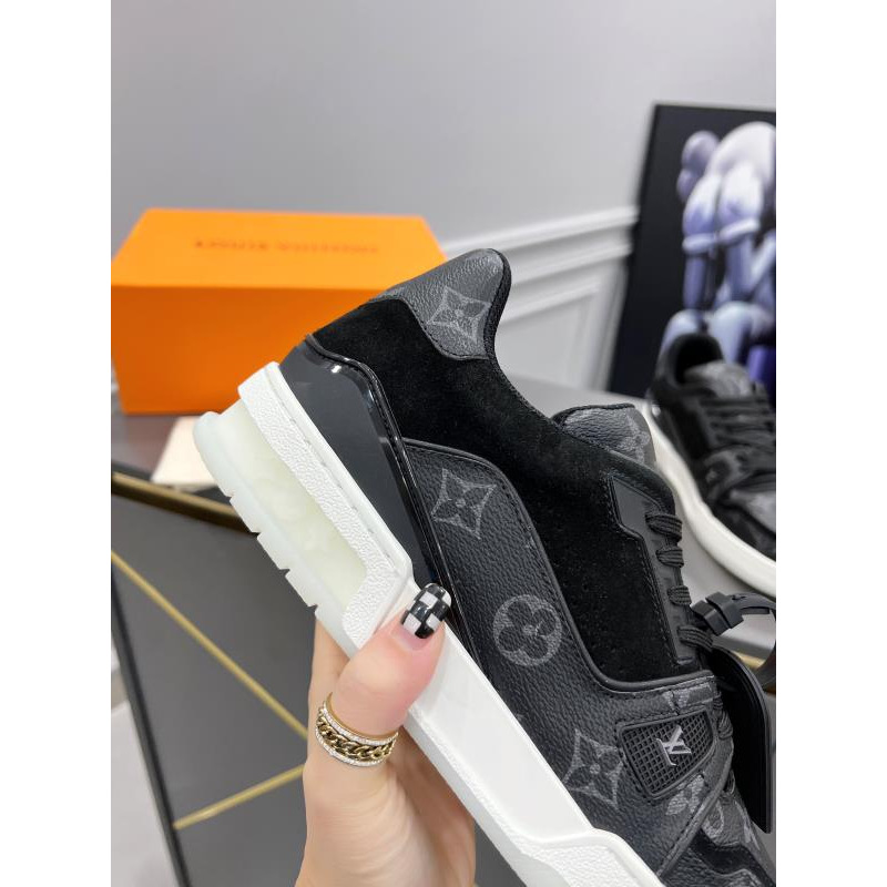 l**is V*t*n trainer eclipse monogram sneaker