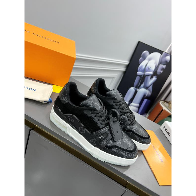 l**is V*t*n trainer eclipse monogram sneaker