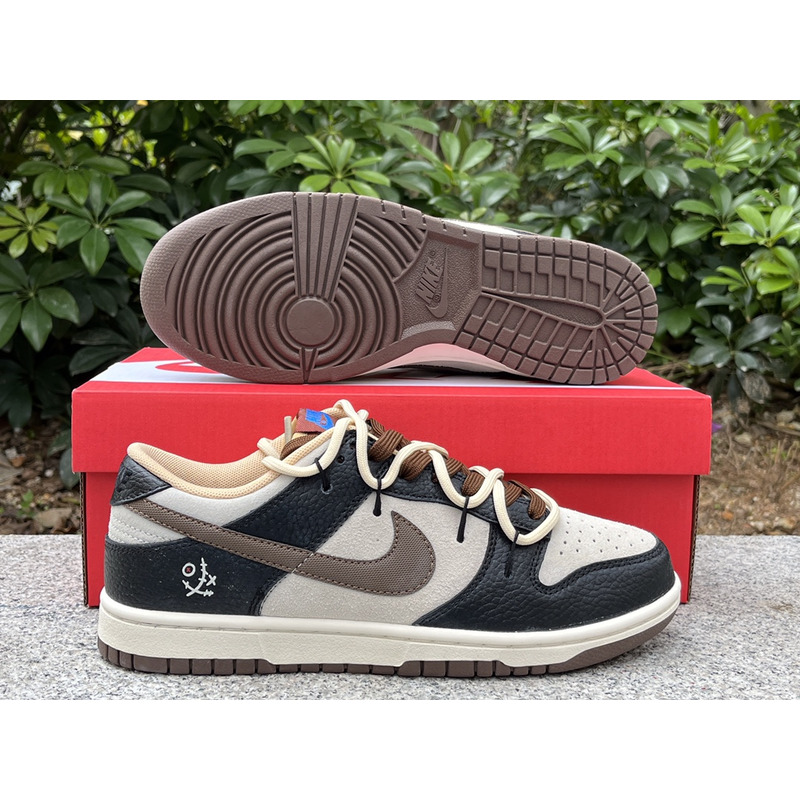 Nike SB Dunk Low Black/Milk White/Brown