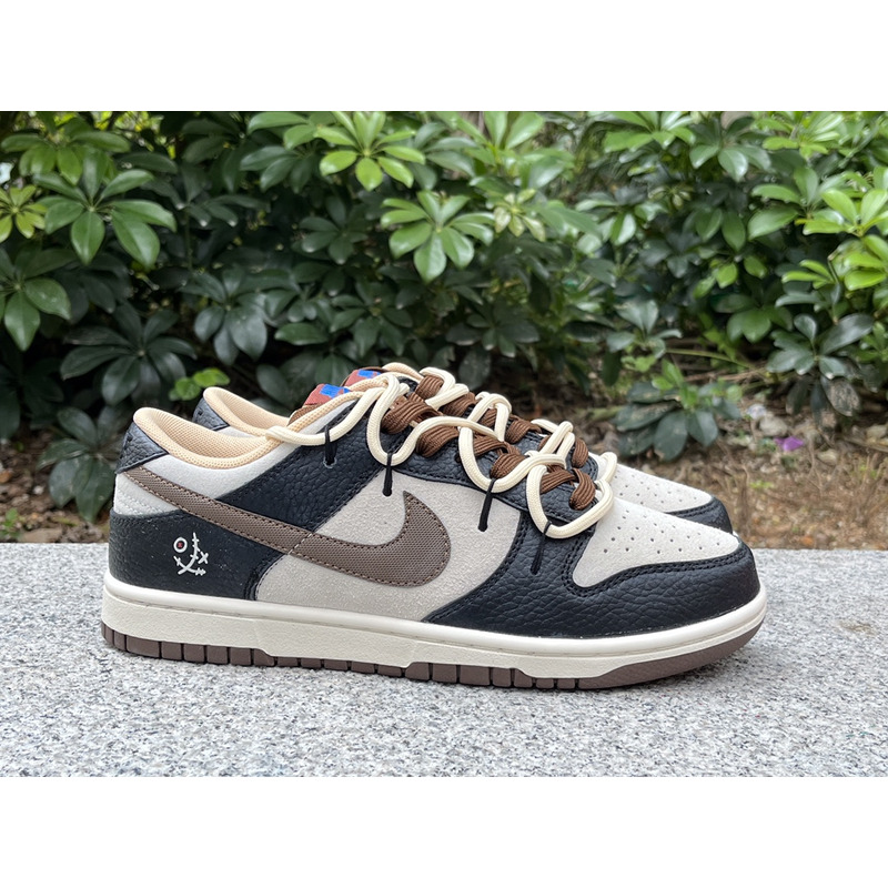 Nike SB Dunk Low Black/Milk White/Brown