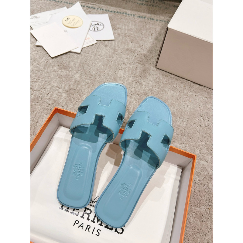 H**mes oran leather sandal light blue