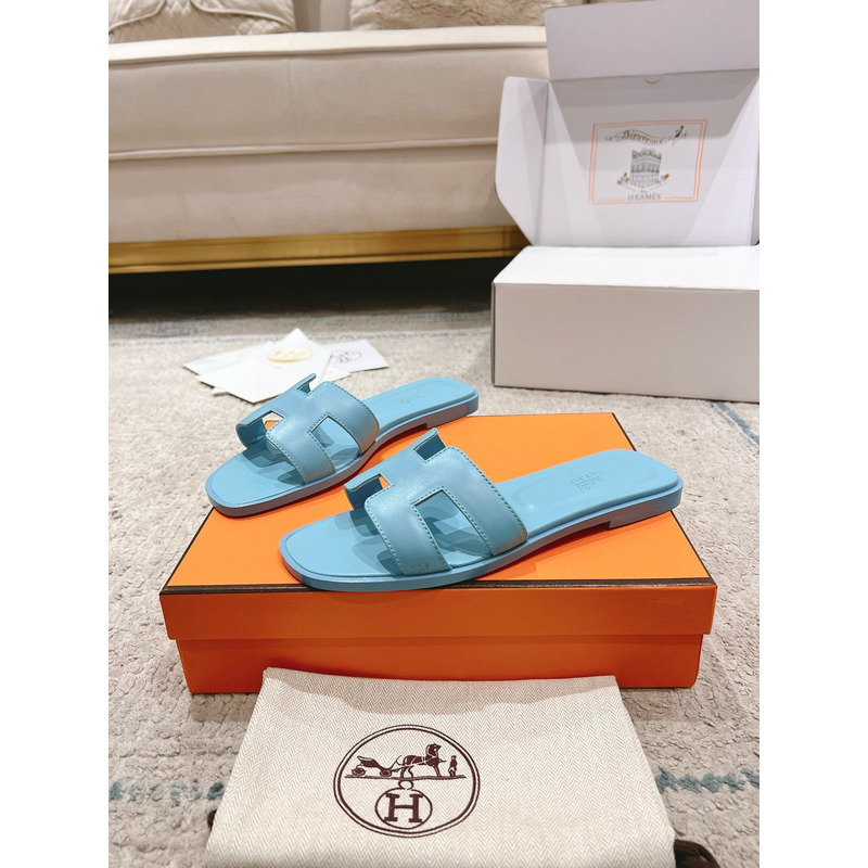 H**mes oran leather sandal light blue