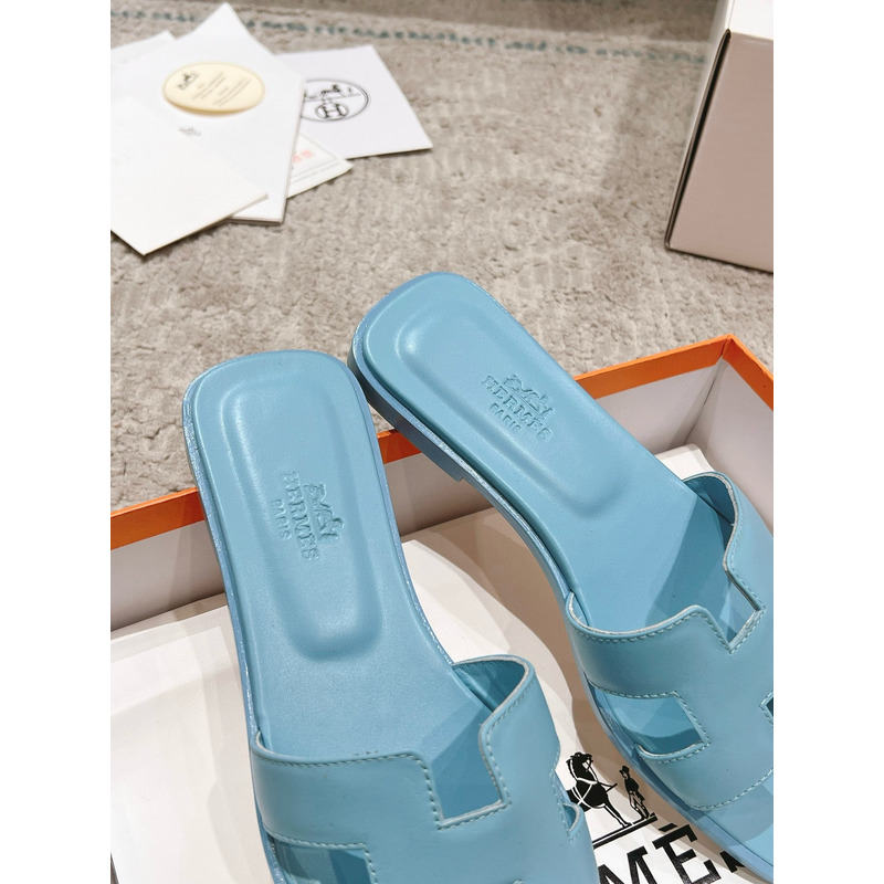 H**mes oran leather sandal light blue