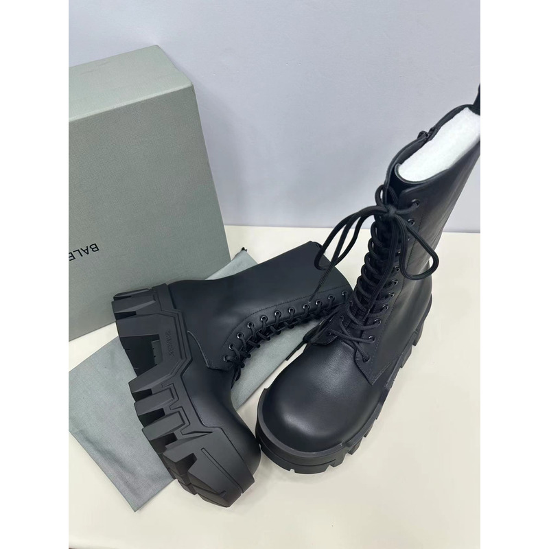 Ba*len*cia*ga bulldozer lace-up boot in black vegetal calfskin black boot