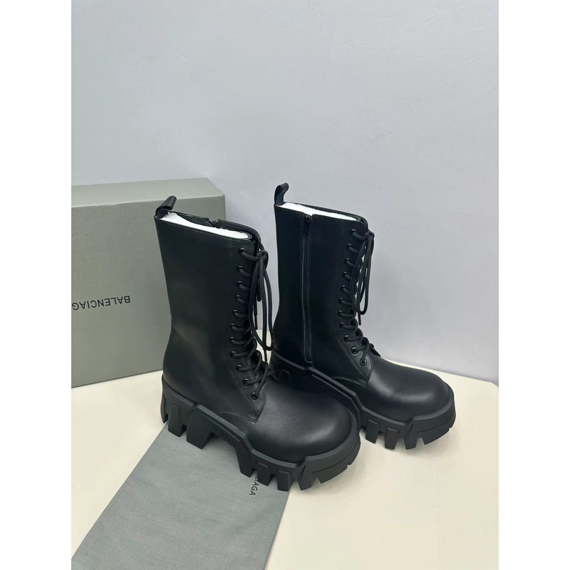 Ba*len*cia*ga bulldozer lace-up boot in black vegetal calfskin black boot