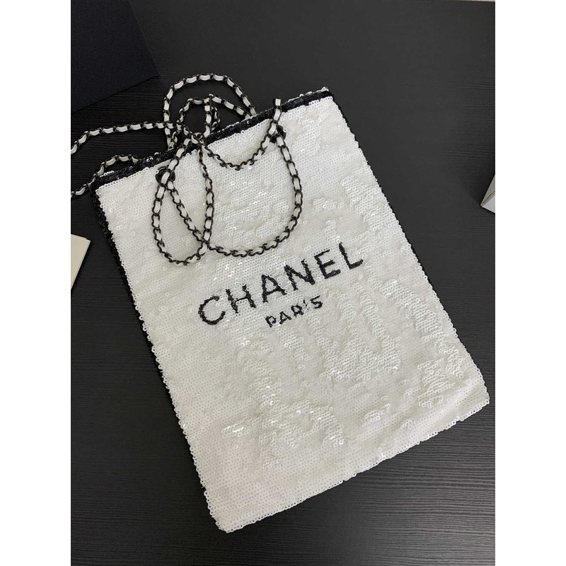 Ch*el shopping bag in white