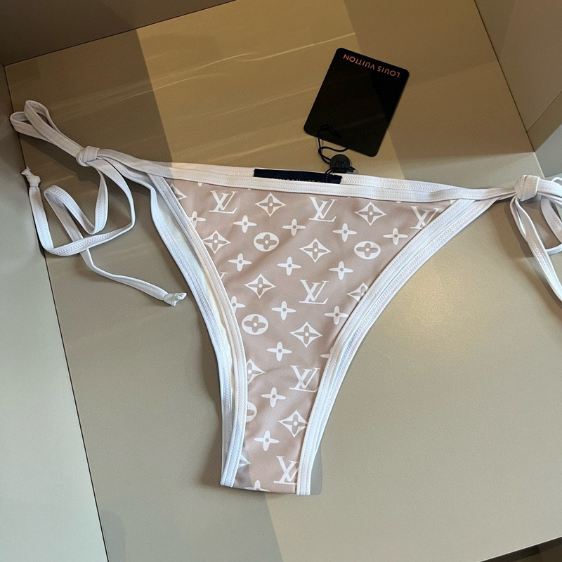 l**is V*t*n monogram bikini