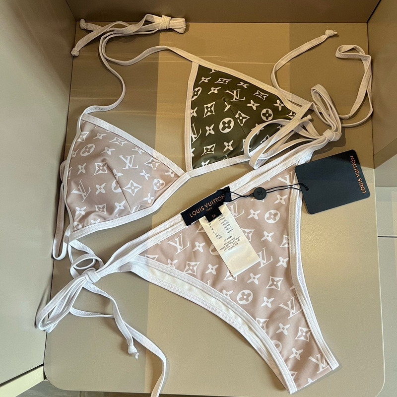 l**is V*t*n monogram bikini