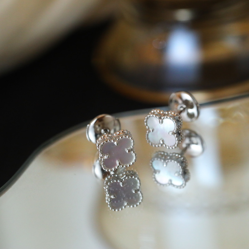 Van Cleef & Arpels Vintage Alhambra Earrings White/Silver