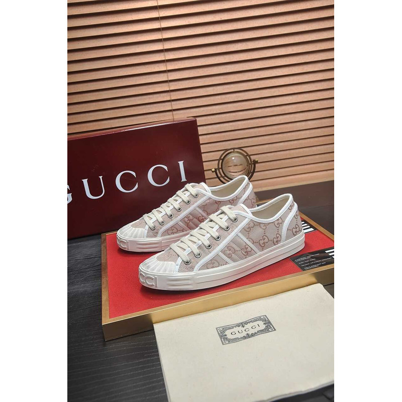 G*u*i gg canvas sneakers