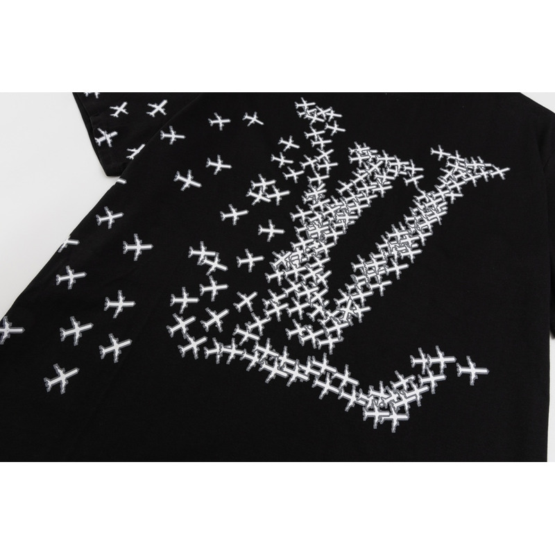 l**is V*t*n planes printed t shirt black