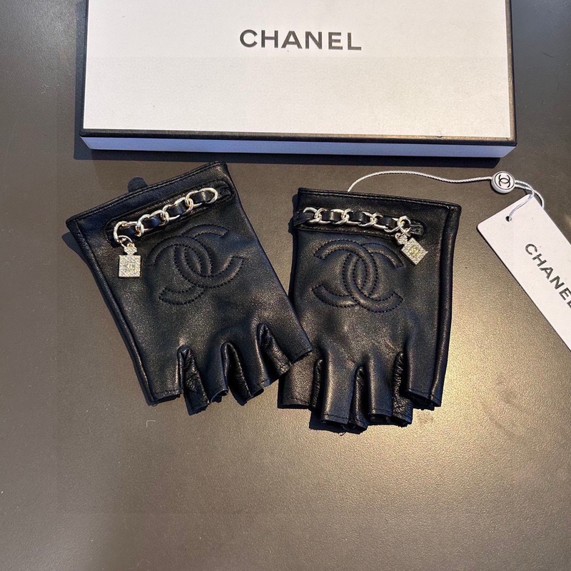 Ch*el leather gloves black