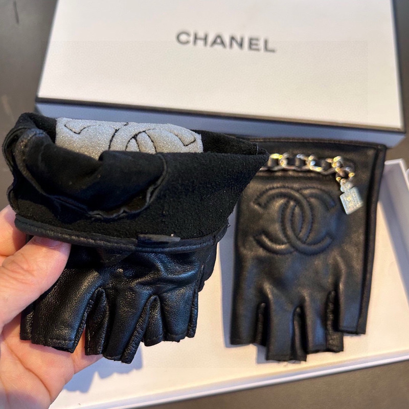 Ch*el leather gloves black