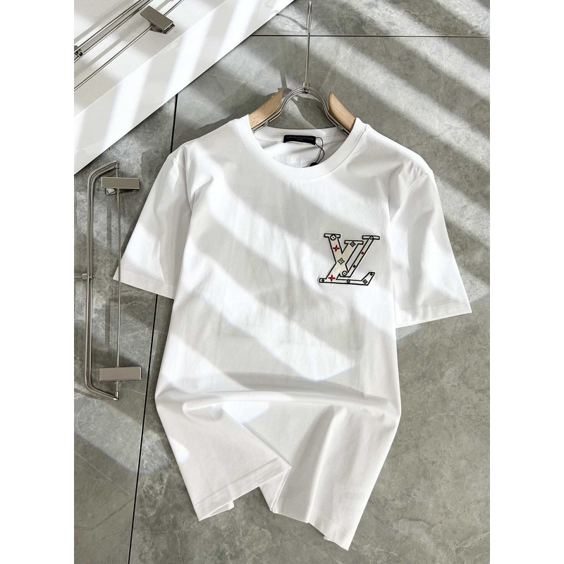 l**is V*t*n logo embroidered  t-shirt white