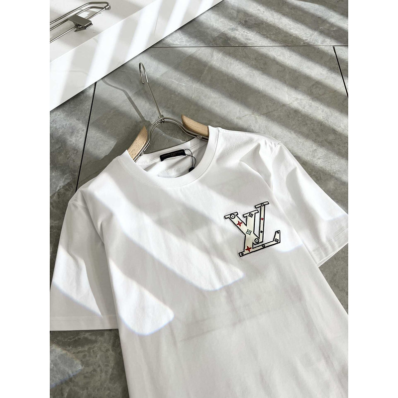 l**is V*t*n logo embroidered  t-shirt white