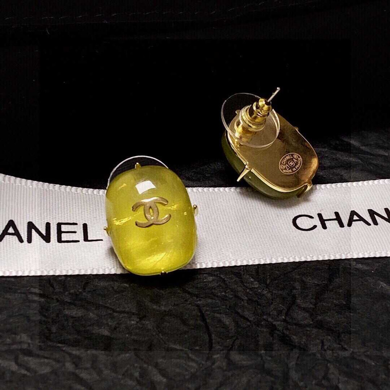 Ch*el cc logo earrings gold tone