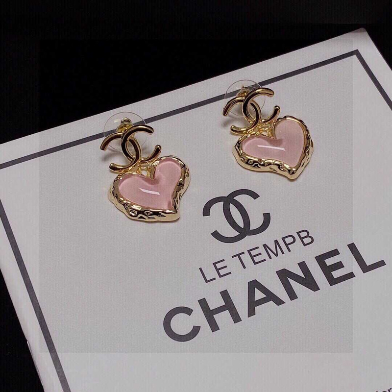 Ch*el love rhinestone earrings gold logo pink