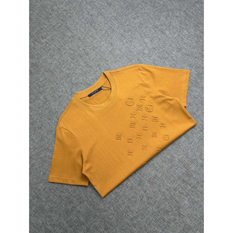 l**is V*t*n cotton t-shirt mustard