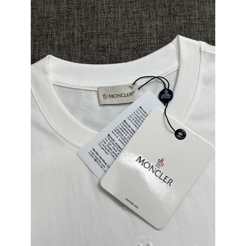 Moncler Blue Logo-Print T-shirt In White