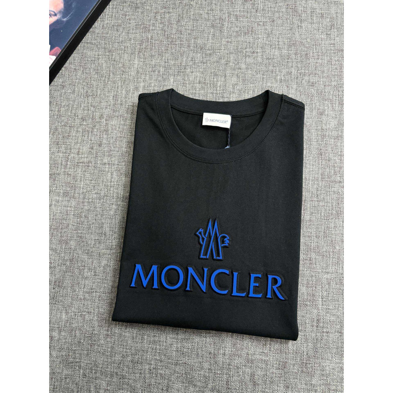 Moncler Blue Logo-Print T-shirt In Black