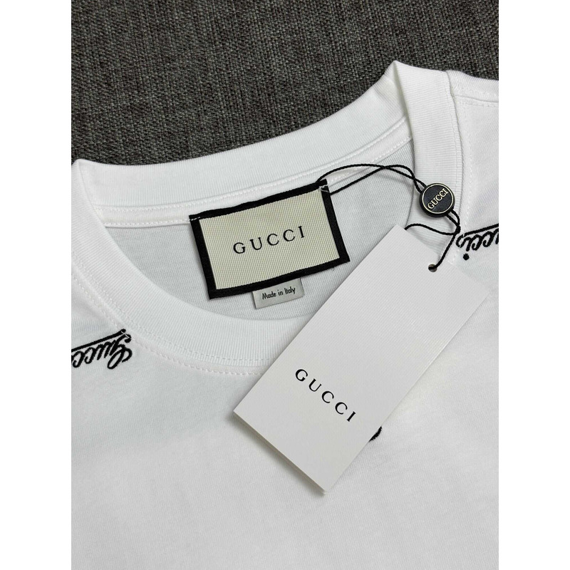 G*u*i logo t-shirt white