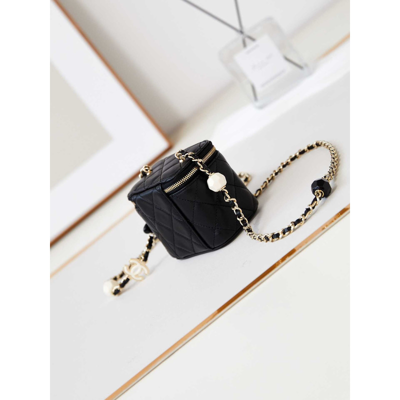 Ch*el vanity bag with chain black