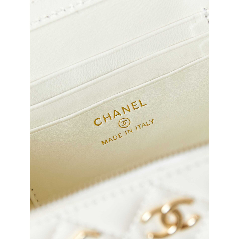 Ch*el vanity box bag with chain white