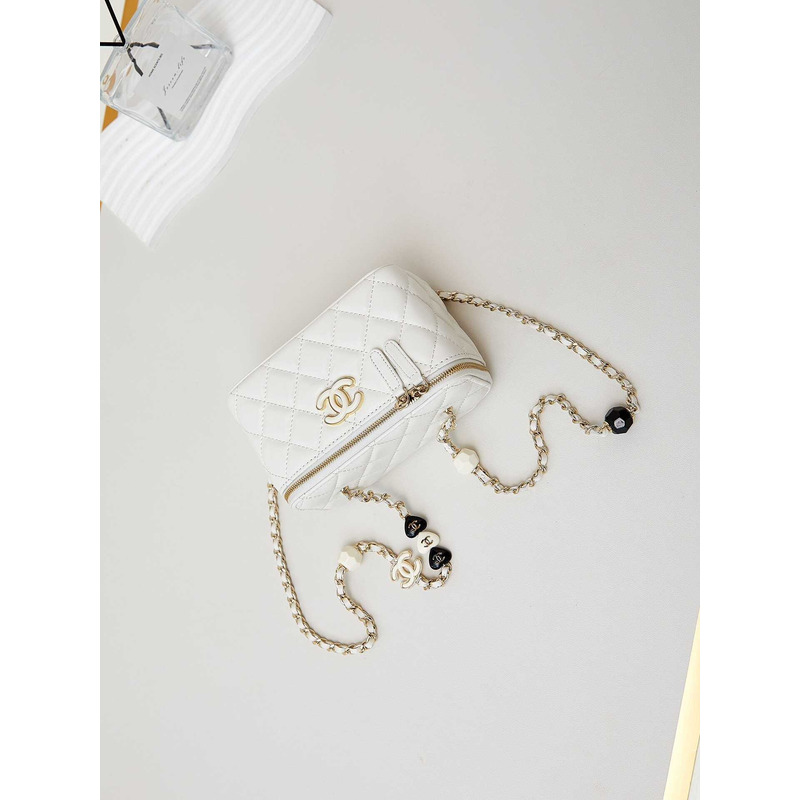 Ch*el vanity bag with chain white