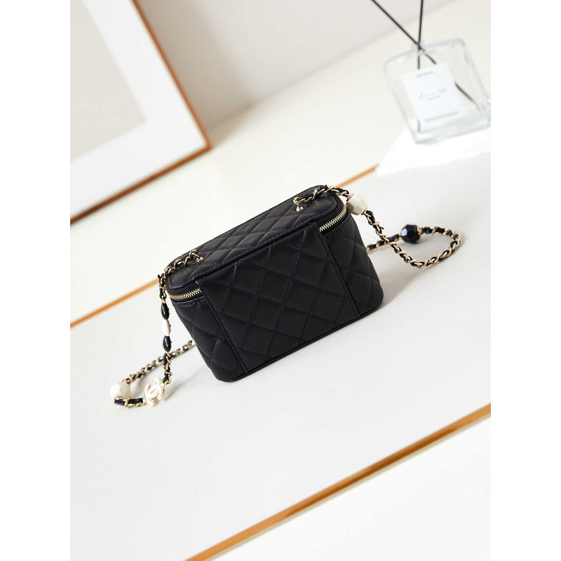 Ch*el vanity bag with chain black