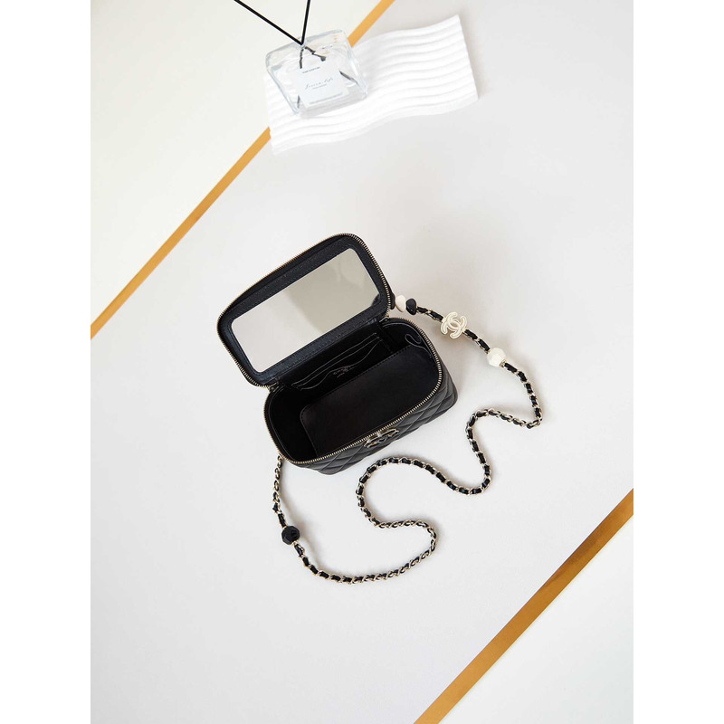 Ch*el vanity bag with chain black